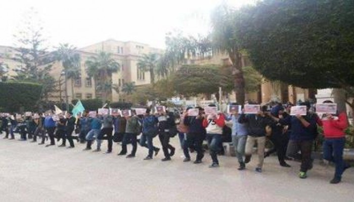وقفة برجل " واحدة " بهندسة الإسكندرية تضامنًا مع الطالبة أسماء جهينة