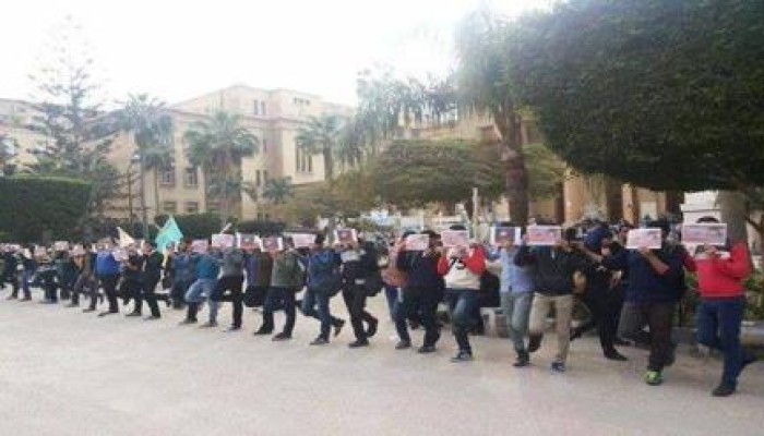وقفة برجل " واحدة " بهندسة الإسكندرية تضامنًا مع الطالبة أسماء جهينة