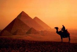 الغرف السياحية: خسرنا خلال 3 أعوام 25 مليار.. وعدة دول حذرت رعاياها من السياحة بمصر