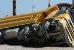 مقتل عميد ومجند جيش فى حادث سير