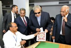 بالفيديو.. مذيعة الانقلاب تفضح "تمثيلية" إنجازات محلب