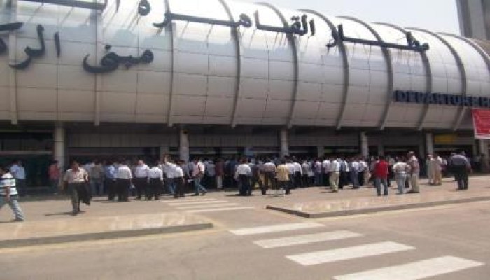 الانقلاب يفرض قيودًا على سفر المواطنين لـ6 دول