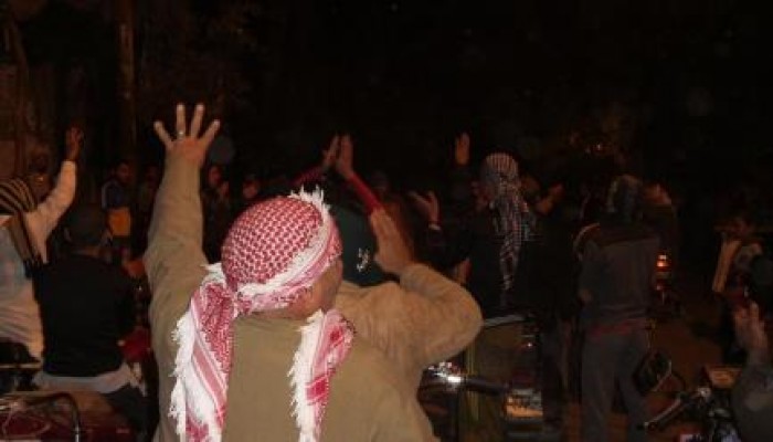 بني سويف: مسيرة ليلية بقرية طنسا تنديدا بمداهمة القرية