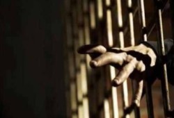 "رسالة" من الطلاب المعتقلون ببرج العرب: نحن في مأزق!
