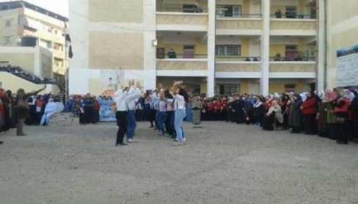 فى عهد الانقلاب: حفل راقص في مدرسة بدمياط بحضور المحافظ الانقلابى و "بابا كنيسة"