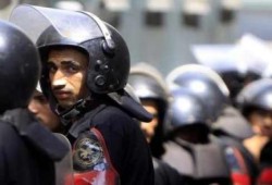 مجندو معسكر"دمنهور" يحتجون ضد إهانة الضباط لهم