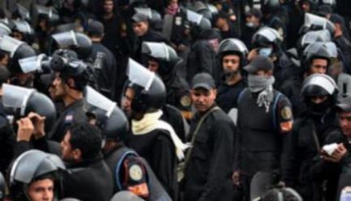 جنود الأمن المركزي بدمنهور يتظاهرون احتجاجا على سوء المعاملة