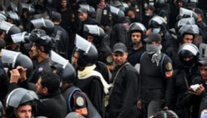 جنود الأمن المركزي بدمنهور يتظاهرون احتجاجا على سوء المعاملة