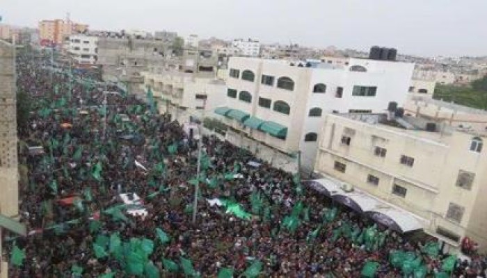 بالصور ..مسيرة حاشدة في شمال قطاع غزة. .ضمن فعاليات احياء الذكري الـ27 لانطلاقة حماس