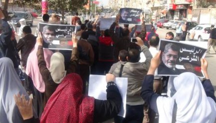 مسيرة لثوار المقطم تندد بحكم العسكر
