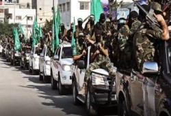 القسام ينظم عرضاً عسكرياً مهيباً بذكرى انطلاقة حماس