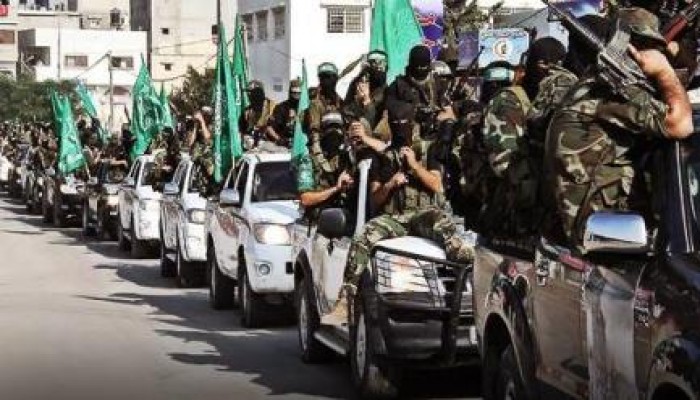 القسام ينظم عرضاً عسكرياً مهيباً بذكرى انطلاقة حماس