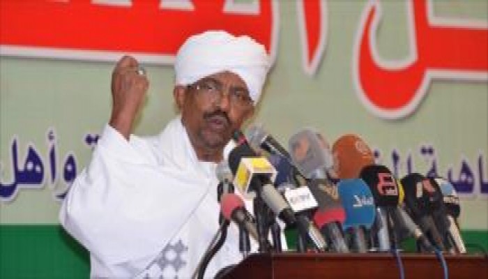 بعد تجميد التحقيق في جرائم الحرب .. البشير: المحكمة الجنائية وسيلة تركيع فشلت بمهمتها