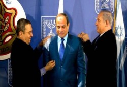 العميل السيسي لنتنياهو:لا داعي لاستعجال صفقة تبادل الأسرى مع "حماس"