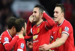 قطار مانشستر يونايتد يدهس ليفربول ويواصل انتصاراته (فيديو)