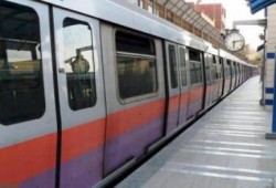 القبض على شاب وفتاة بالمترو تحدثا بالإنجليزية عن ثورة يناير