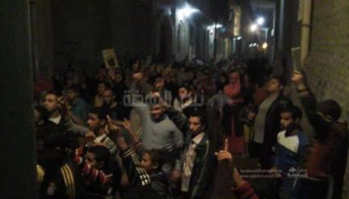 مسيرة في الكوم الأحمر في ذكرى 16 شهرا على «مذبحة القرن»