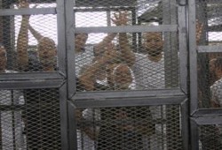 تأجيل هزلية "التخابر" للرئيس مرسي و35 آخرين