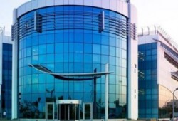 في عهد الانقلاب: عامل يحاول الانتحار بالسويس لقرار نقله تعسفيًا للقاهرة