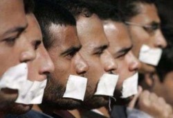 صحيفة هندية: النظام المصري يخنق معارضيه