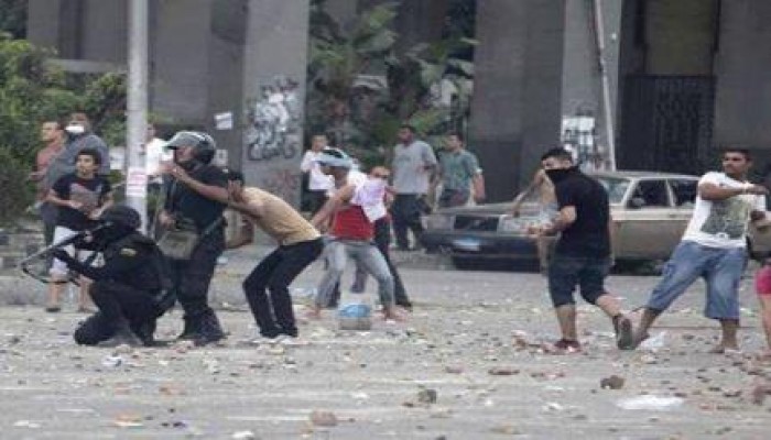 حكومة الانقلاب تقنن أوضاع البلطجية باختراع وظيفة "معاون أمن"