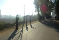 بالفيديو .. سلسلة بشرية لثوار السنطة احتجاجا على الانقلاب