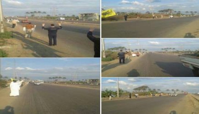 البحيرة: سلسله بشريه لثوار كفر الدوار رفضا للمحاكمات العسكرية