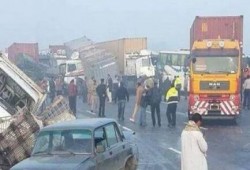 بعد دقائق من عودة ‫‏السيسي‬ .. وقوع أكبر حادث تصادم في تاريخ مصر .. وسط تعتيم إعلامي رسمي