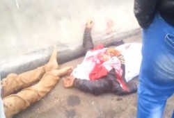 بالفيديو : شاهد كارثة الطريق الصحراوي .. تصادم 50 سيارة وسط تعتيم إعلامي