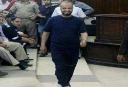 بهزلية "اقتحام السجون".. البلتاجي للقاضي: ما يحدث ليس عدلا