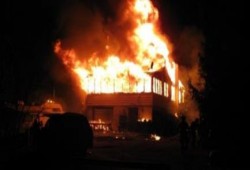 بني سويف: ملثمون يهاجمون مبنى مصلحة الضرائب العامة بالزجاجات الحارقة