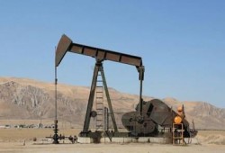 الفايننشال تايمز: النفط هو معركة الشرق الأوسط الجديدة