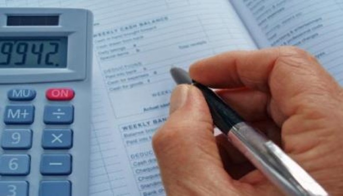 المركزي يكشف عجز 1.4 مليار دولار بميزان المعاملات الجارية
