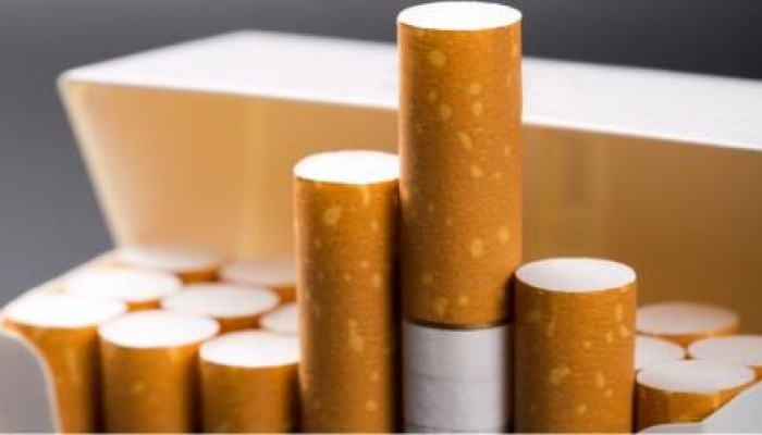 سيجارتان.. تنهيا حياة رجلين في مصر الانقلاب