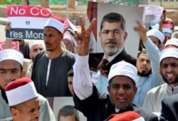 "علماء ضد الانقلاب" تدعو السيسي لمراجعة عقيدته وعلماءَ الأزهر لبيان موقفهم