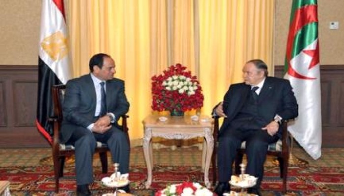 "تلفزيون المملكة يهاجم الانقلاب "..  السيسي يضحي بالحليف المغربي مقابل غاز الجزائر