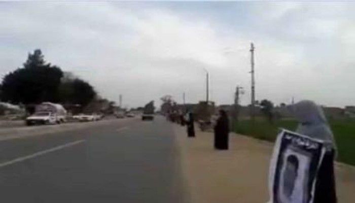 الشرقية: سلاسل بشرية لثوار العباسة تطالب بتطهير مصر من الفسدة