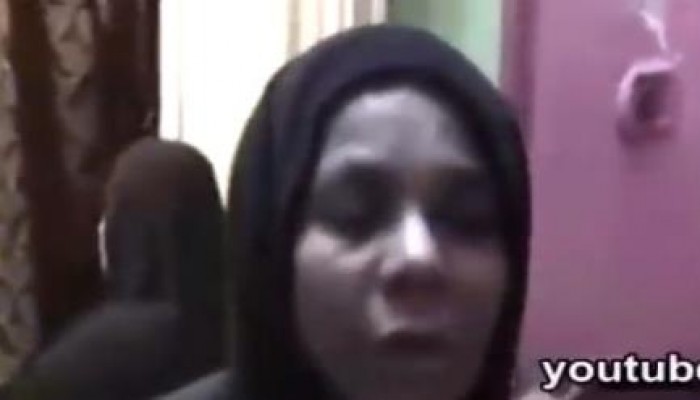 زوجة قتيل فى مظاهرات الجمعة بالمطرية: الشرطة ضربته بالرصاص فى البلكونة رغم إنه مؤيد للسيسي