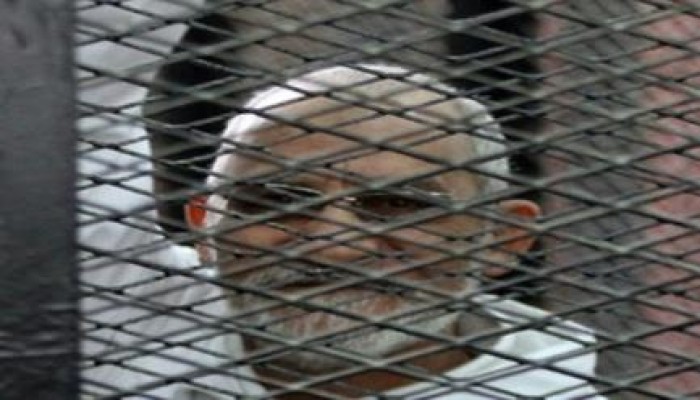تأجيل مهزلة محاكمة المرشد العام وإعلاميين لـ11 يناير