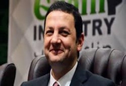 شقيق د. باسم عودة: أخى متفائل ومستبشر ويرسل تحياته للثوار