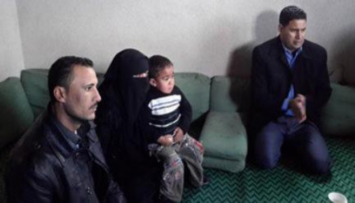 والد طفل مريض بمرض نادر : وزير الصحة رفض علاج ابنى رغم حكم القضاء مرتين لصالحي