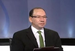 وائل قنديل عن جماعة "كلنا شارلي" :أين كانوا هم من قتلى صحفي مصر على أيدي الانقلاب العسكري؟