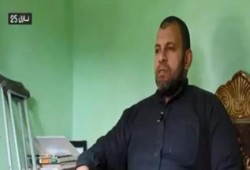 فيديو.. والد إحدى معتقلات المنصورة: ممارسات سلطات الانقلاب لن توقف المد الثوري