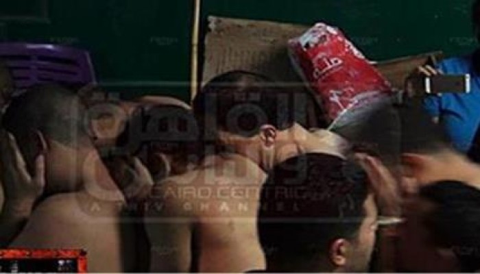 قضاء الانقلاب يبرئ 26 مثليا ضبطوا في حمام عام