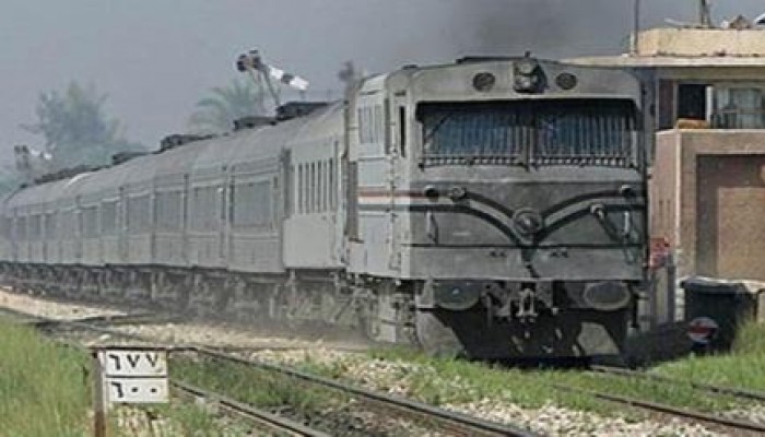 عودة حركة قطارات الوجه القبلي بعد توقفها لثلاث ساعات " بسبب قنبلة "