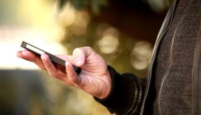 بأرقاهم هواتفهم:حملات تواصل مع ذوي القضاة والجيش والشرطة للاقناع والتحييد قبل25يناير(شارك)