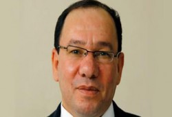 وائل قنديل يكتب : بهلوانات وقتلة في عزاء "شارلي"