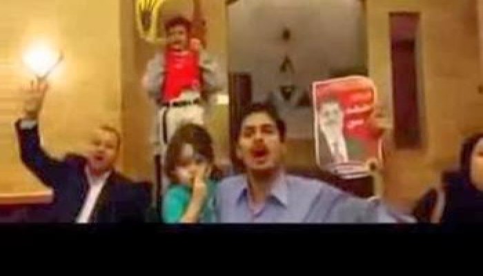 بالفيديو.. ندوة مؤيدة للسيسى في النرويج تتحول للهتاف لرابعة