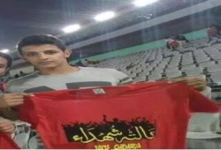 صورة الشهيد عمر فتحي الذي ارتقى مساء الجمعة بمسيرة بالجيزة