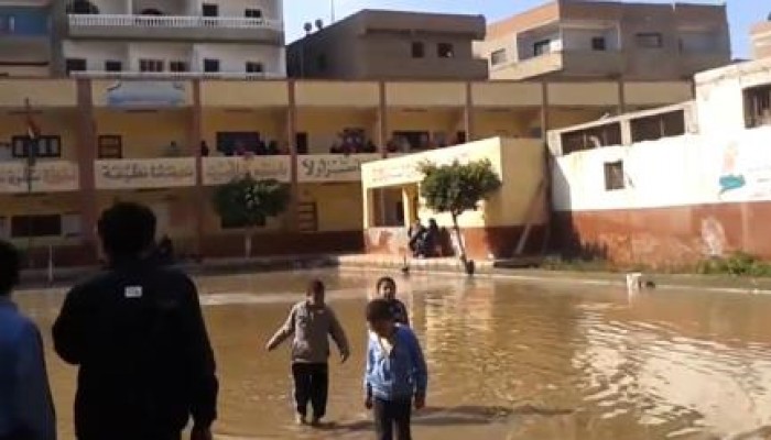 بالصور.. "المجارى" تحاصر الشرقية.. ومخاوف من انتشار الأوبئة